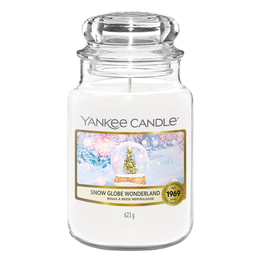 YANKEE CANDLE Snow Globe Wonderland - THE GOOD STUFF