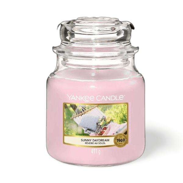 YANKEE Classic Candle - Sunny Daydream with jasmine, ylang ylang, bergamot and amber in a long-lasting wax blend for uplifting ambience